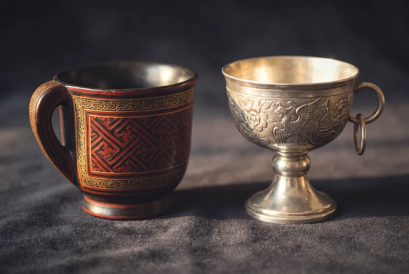 Lacquer, gold and silver: Han and Tang style